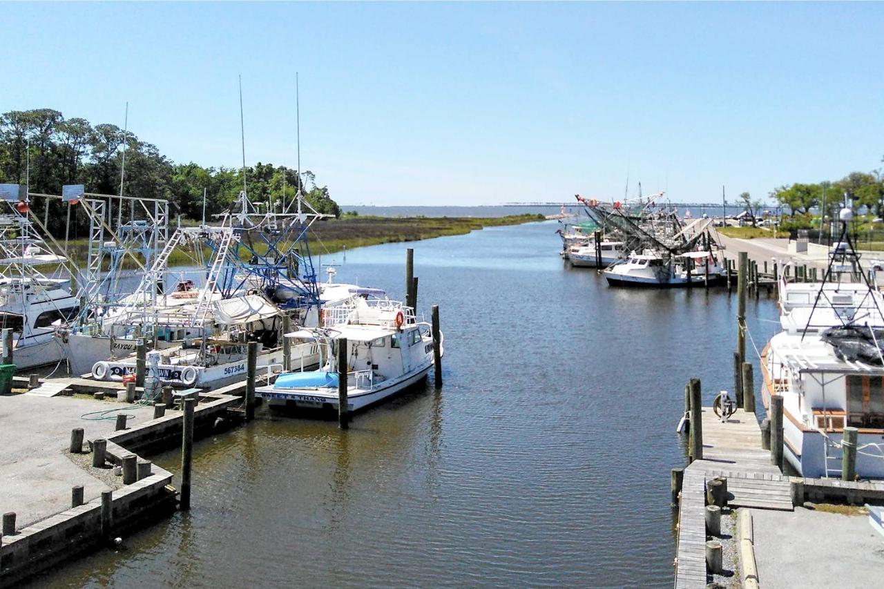 Harbor Oaks Haven Walk To Front Beach And Downtown! أوشن سبرينغز المظهر الخارجي الصورة